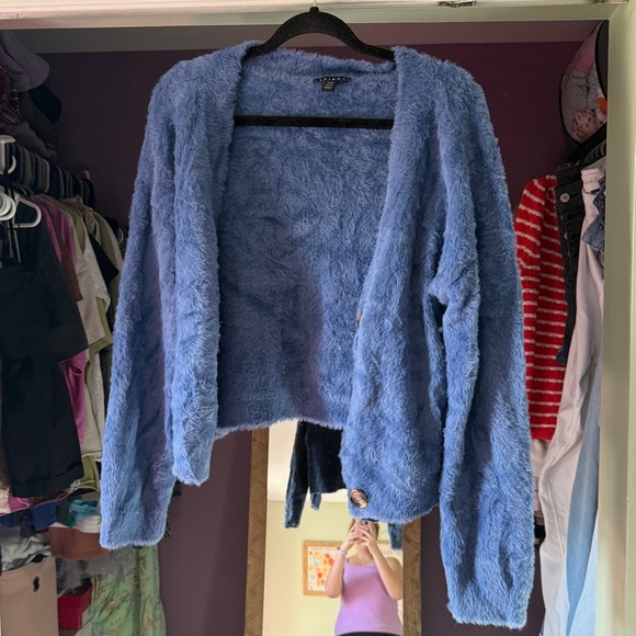 Tribal blue sweater - Picture 1 of 4